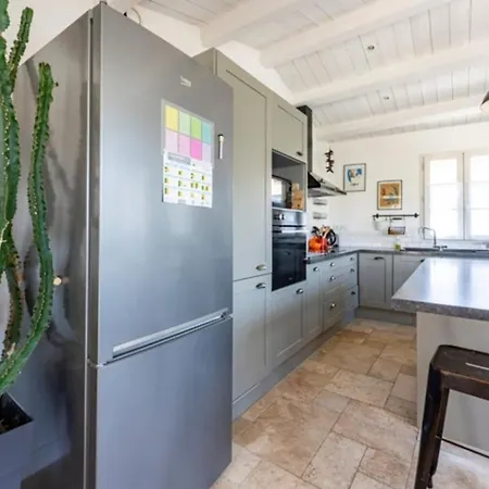 Maison Familiale Avec Piscine Pour 9 Personnes - Fr-1-835-4 Le Bois-Plage-en-Ré