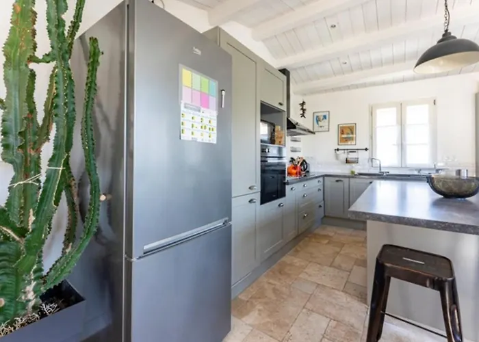 Maison Familiale Avec Piscine Pour 9 Personnes - Fr-1-835-4 Le Bois-Plage-en-Ré