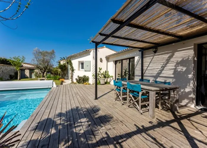 Villa Maison Familiale Avec Piscine Pour 9 Personnes - Fr-1-835-4