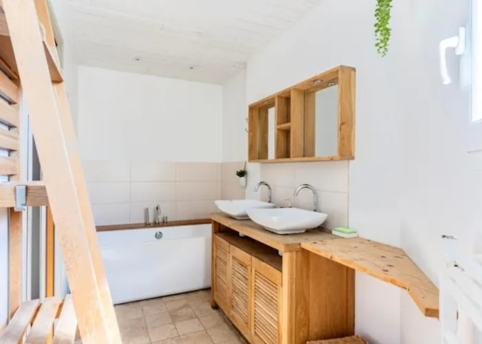 Villa Maison Familiale Avec Piscine Pour 9 Personnes - Fr-1-835-4 Le Bois-Plage-en-Ré